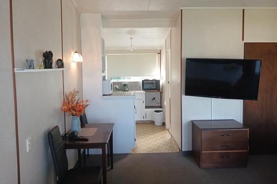 Studio Unit